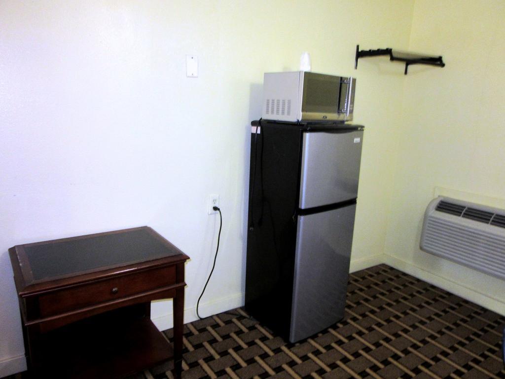 Budget Host Inn Arlington Extérieur photo