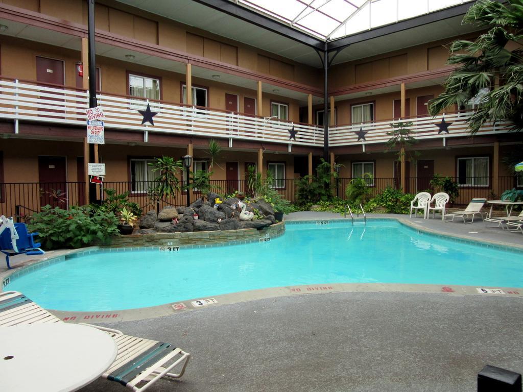 Budget Host Inn Arlington Extérieur photo