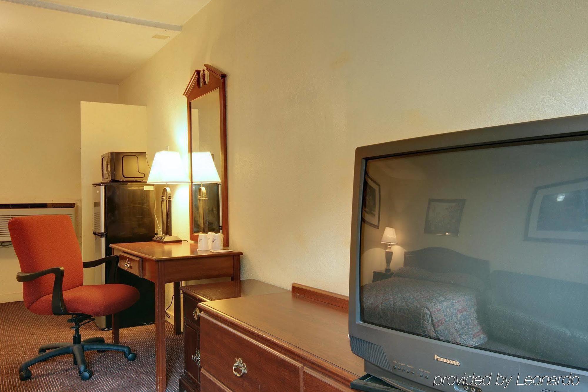 Budget Host Inn Arlington Chambre photo